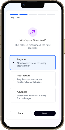 FitStart onboarding step 2: selecting fitness skill level from beginner to advanced